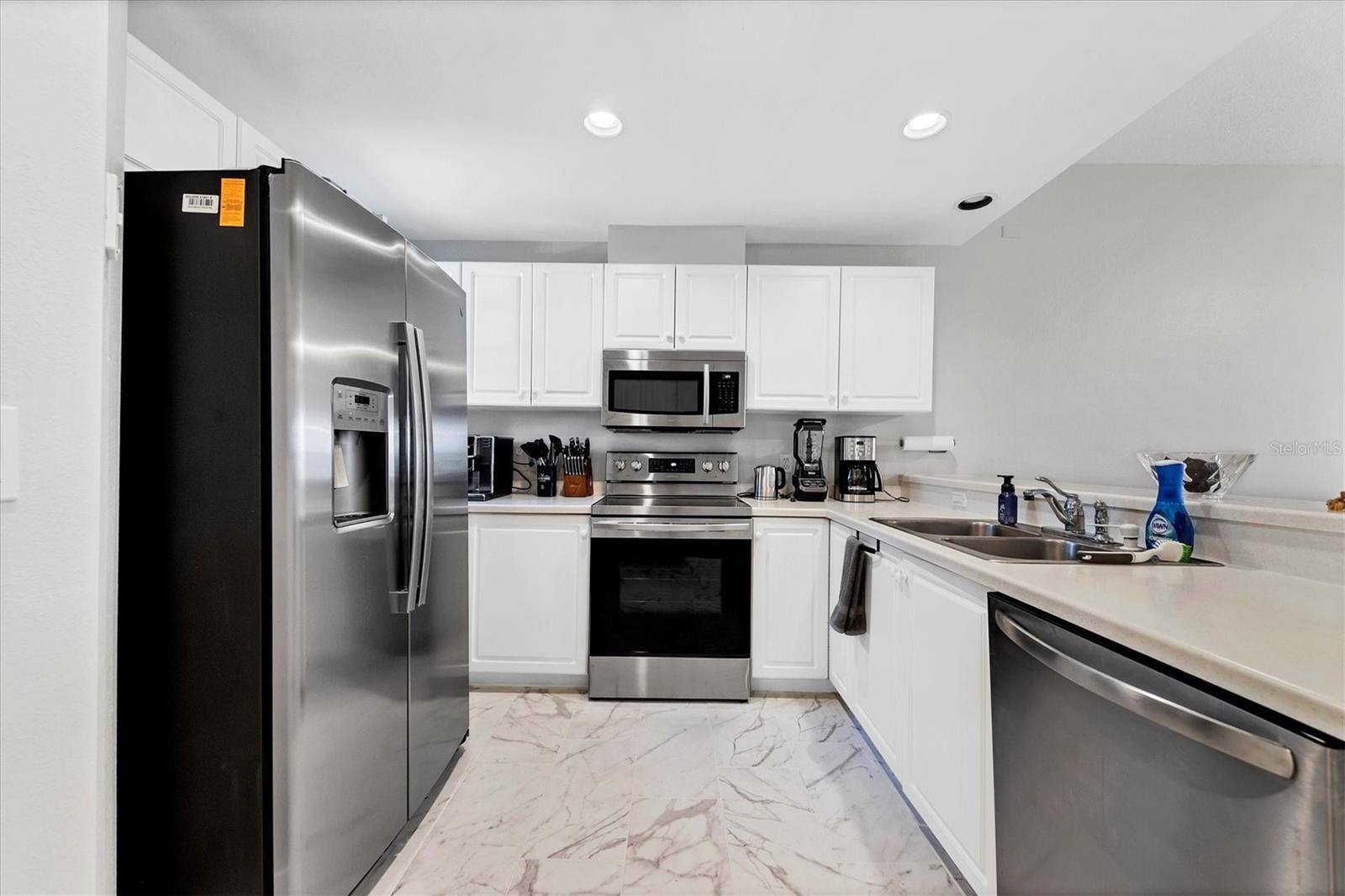 Image 13 of 22 For 3706 54th Drive W 102