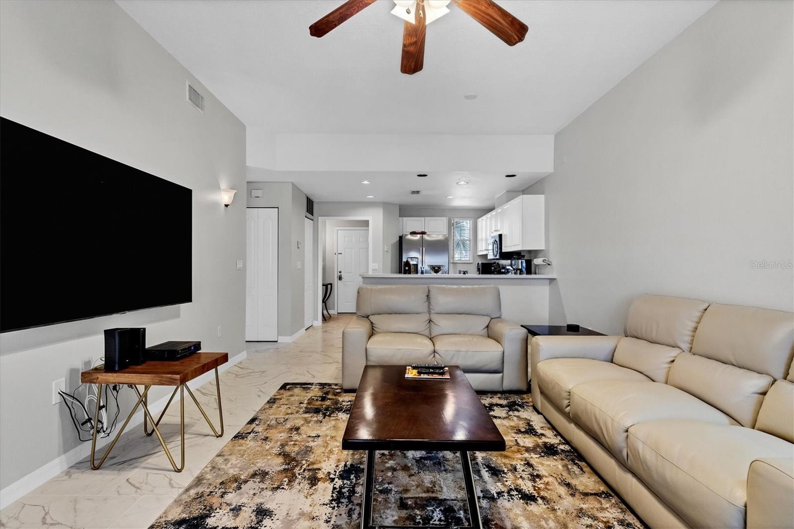 Image 5 of 22 For 3706 54th Drive W 102