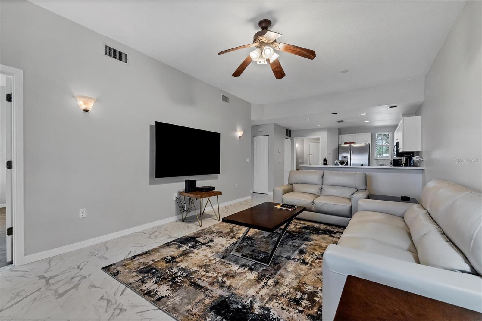 Image 6 of 22 For 3706 54th Drive W 102