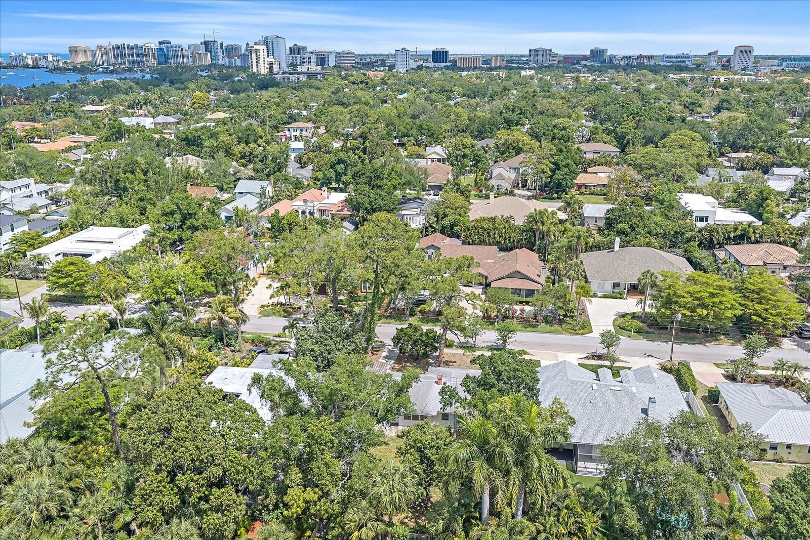 Image 9 of 16 For 1702 Waldemere Street