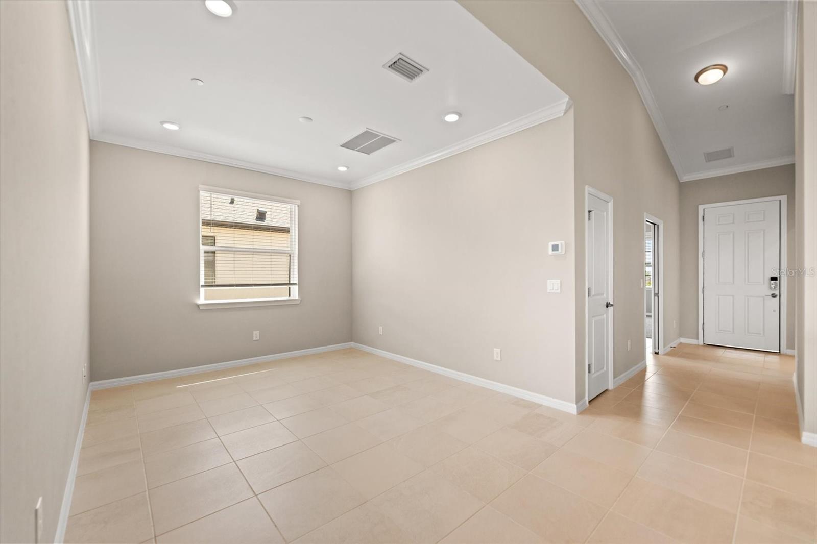 Image 10 of 42 For 23343 Collina Way 204