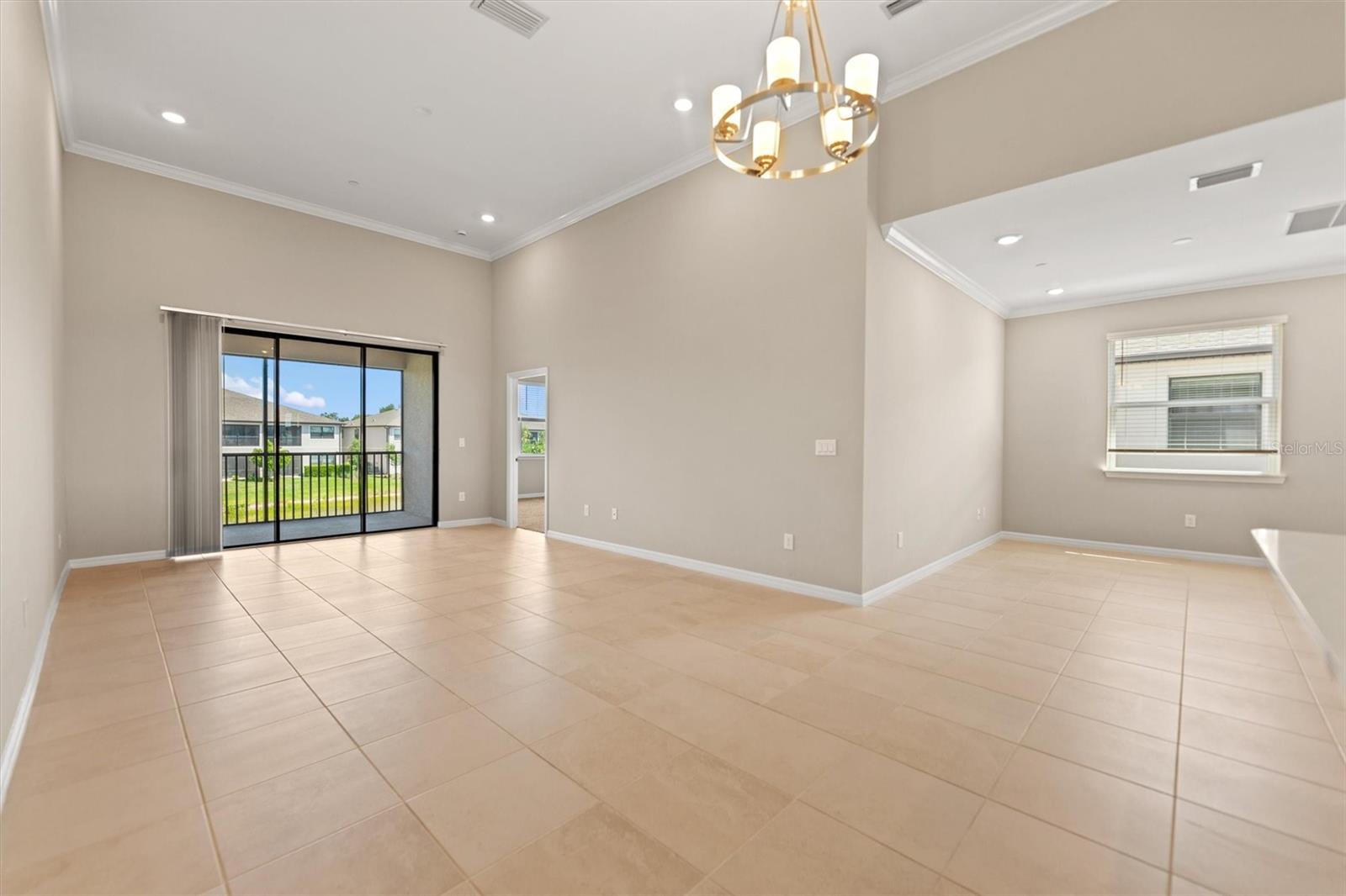Image 13 of 42 For 23343 Collina Way 204
