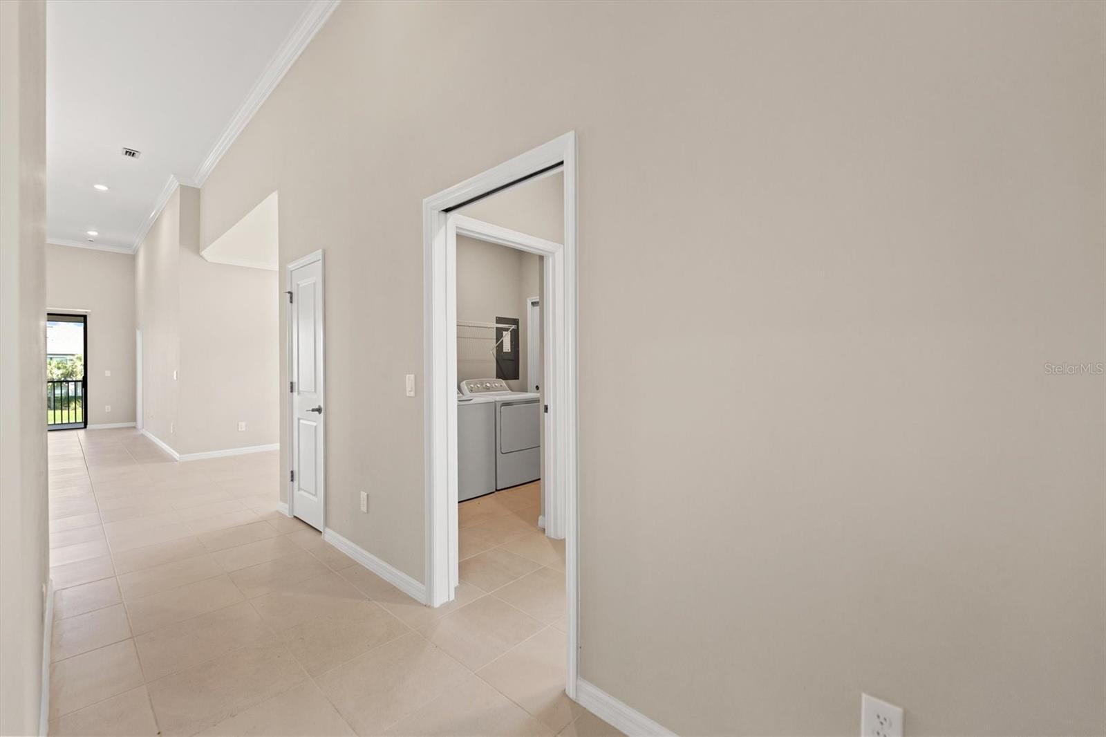 Image 15 of 42 For 23343 Collina Way 204