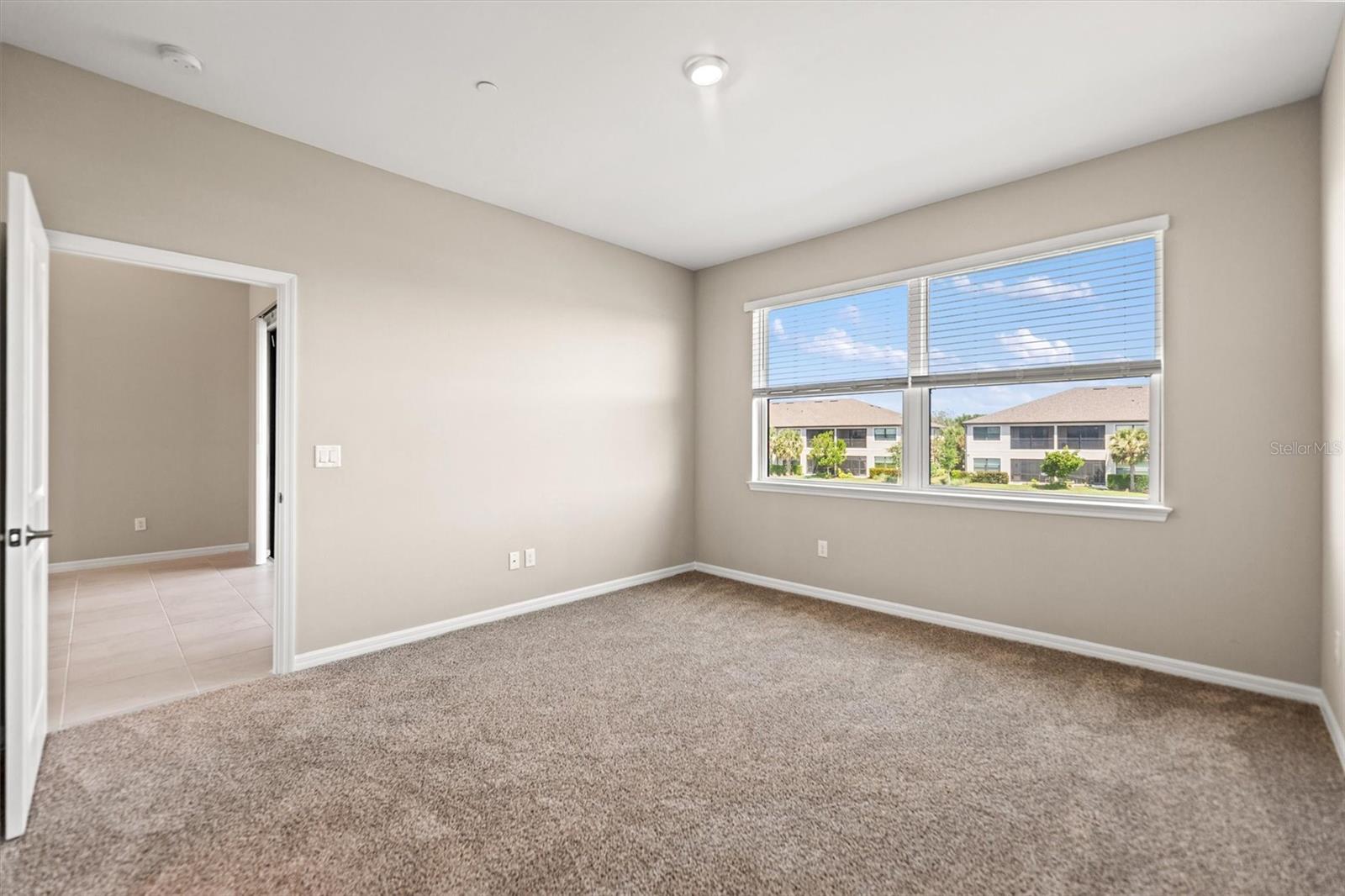 Image 23 of 42 For 23343 Collina Way 204