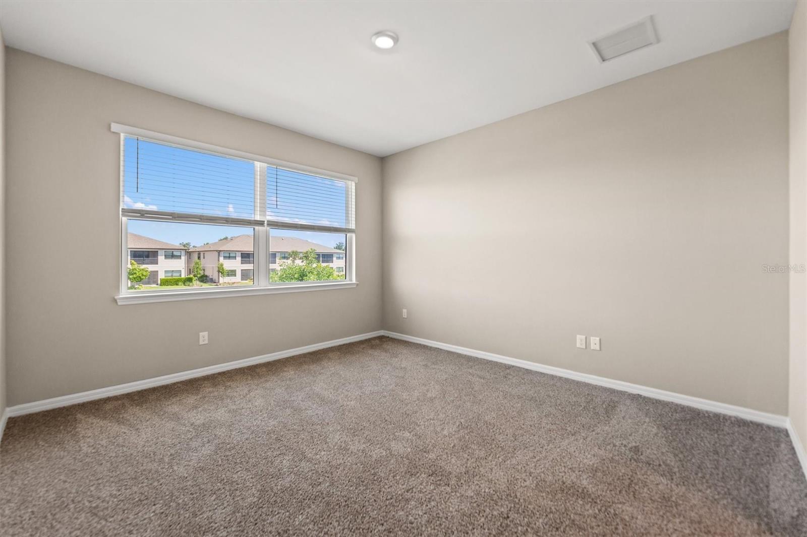 Image 25 of 42 For 23343 Collina Way 204