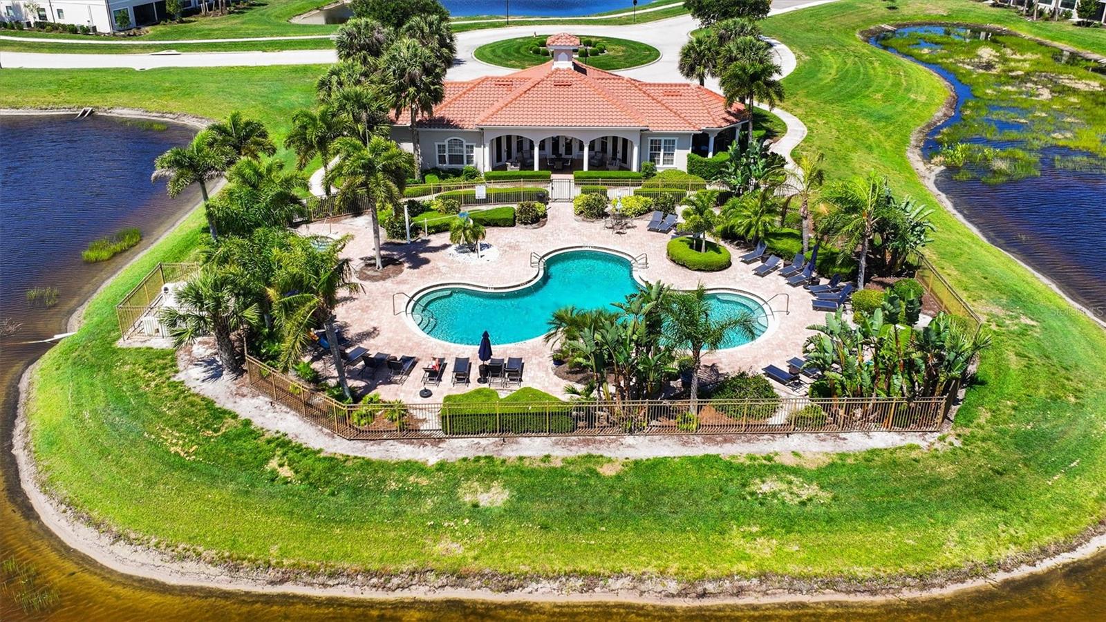 Image 39 of 42 For 23343 Collina Way 204