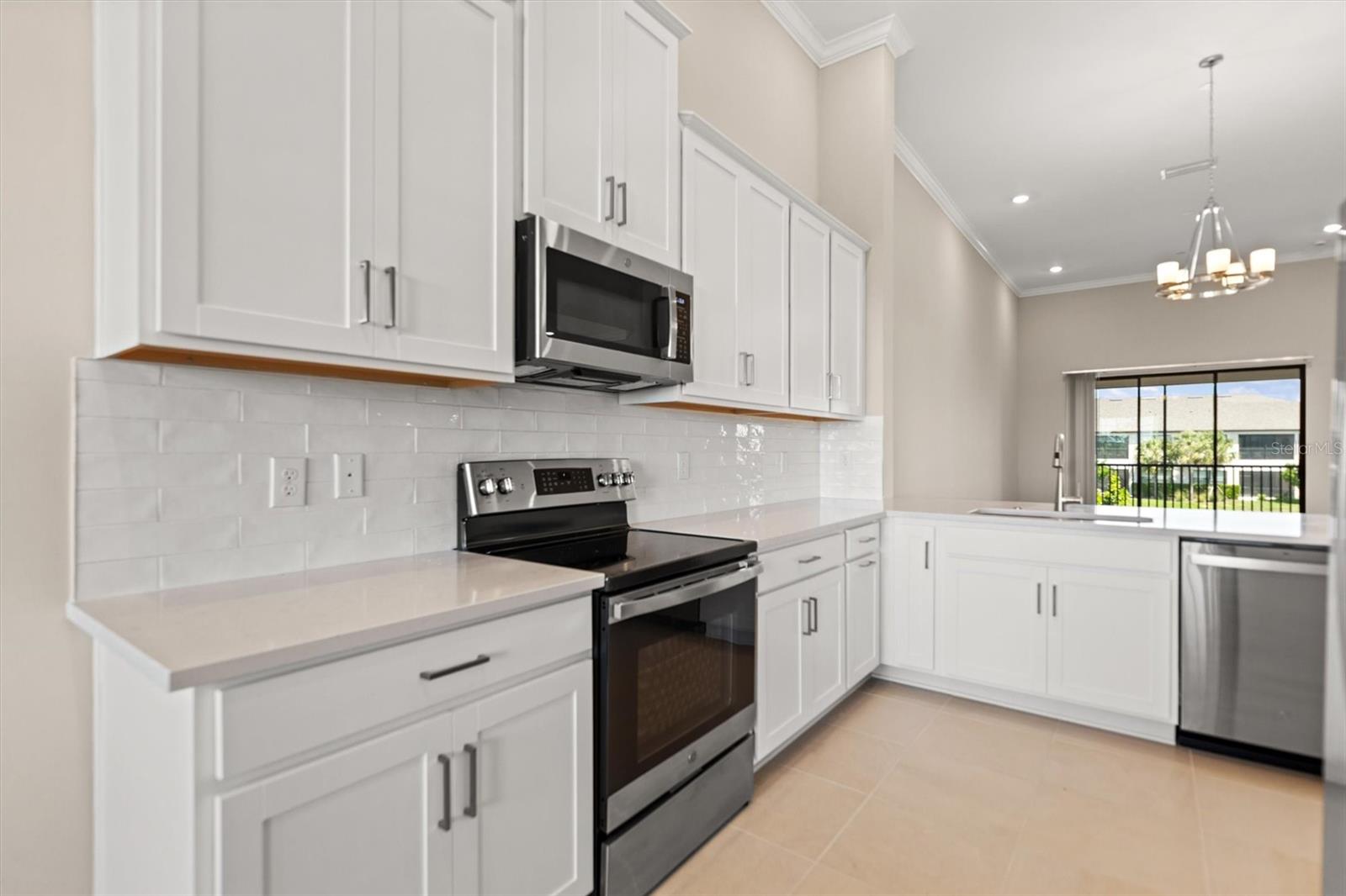 Image 4 of 42 For 23343 Collina Way 204