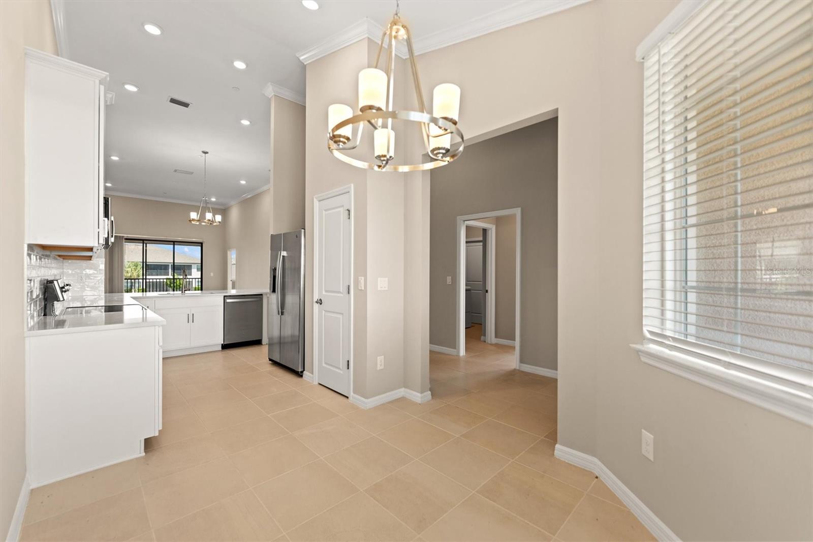 Image 6 of 42 For 23343 Collina Way 204