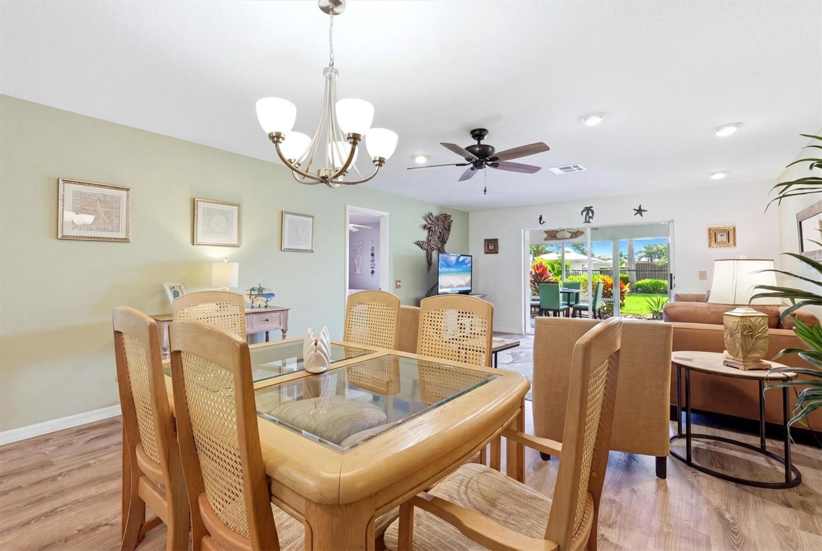 Image 10 of 36 For 7003 10th Avenue W