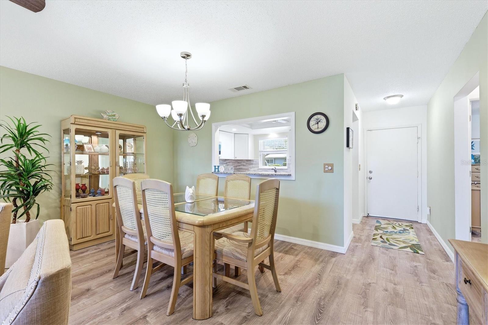 Image 11 of 36 For 7003 10th Avenue W