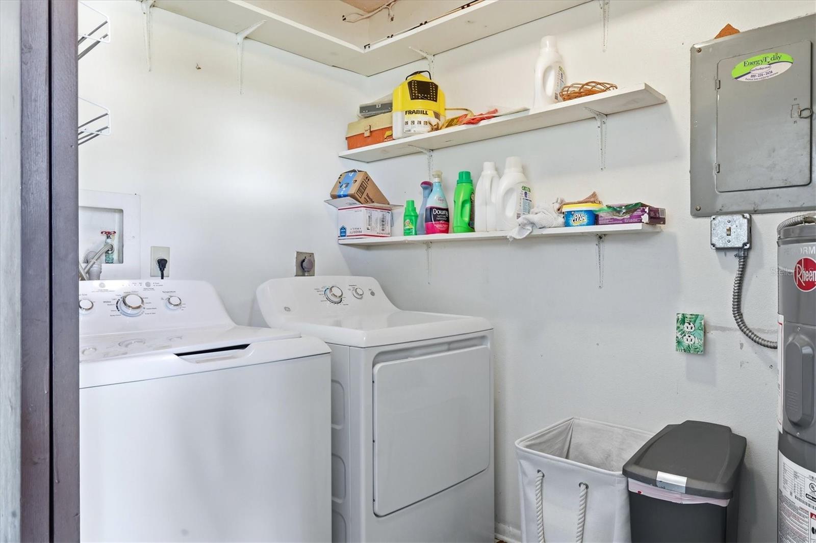 Image 23 of 36 For 7003 10th Avenue W