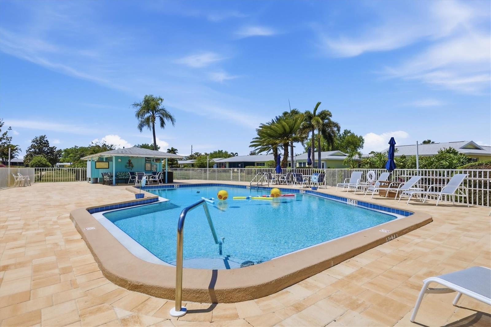 Image 32 of 36 For 7003 10th Avenue W