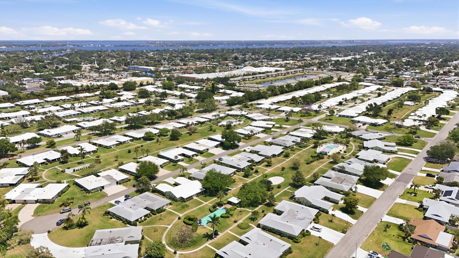 Image 34 of 36 For 7003 10th Avenue W