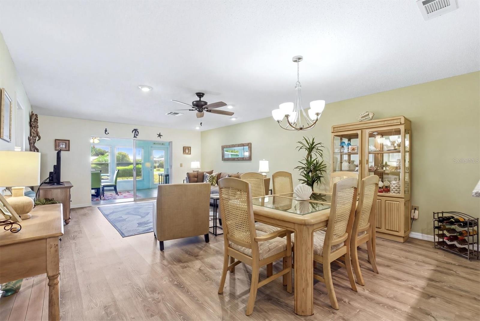 Image 9 of 36 For 7003 10th Avenue W