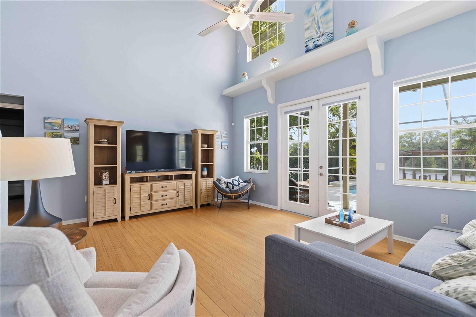 Image 11 of 47 For 3104 43rd Street W