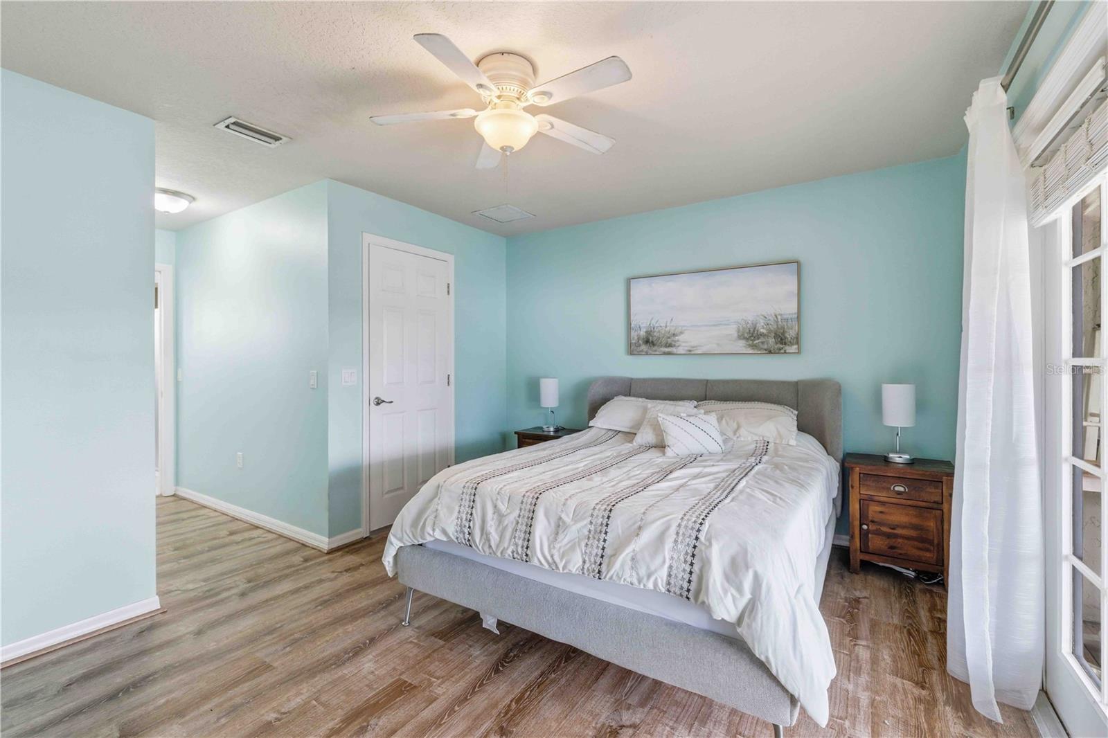 Image 22 of 47 For 3104 43rd Street W