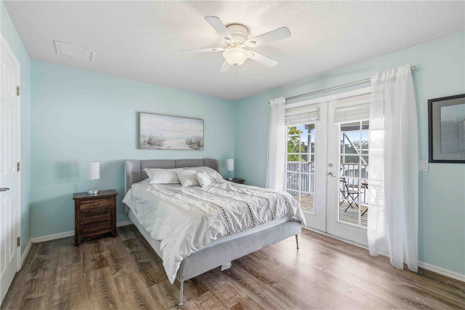 Image 23 of 47 For 3104 43rd Street W