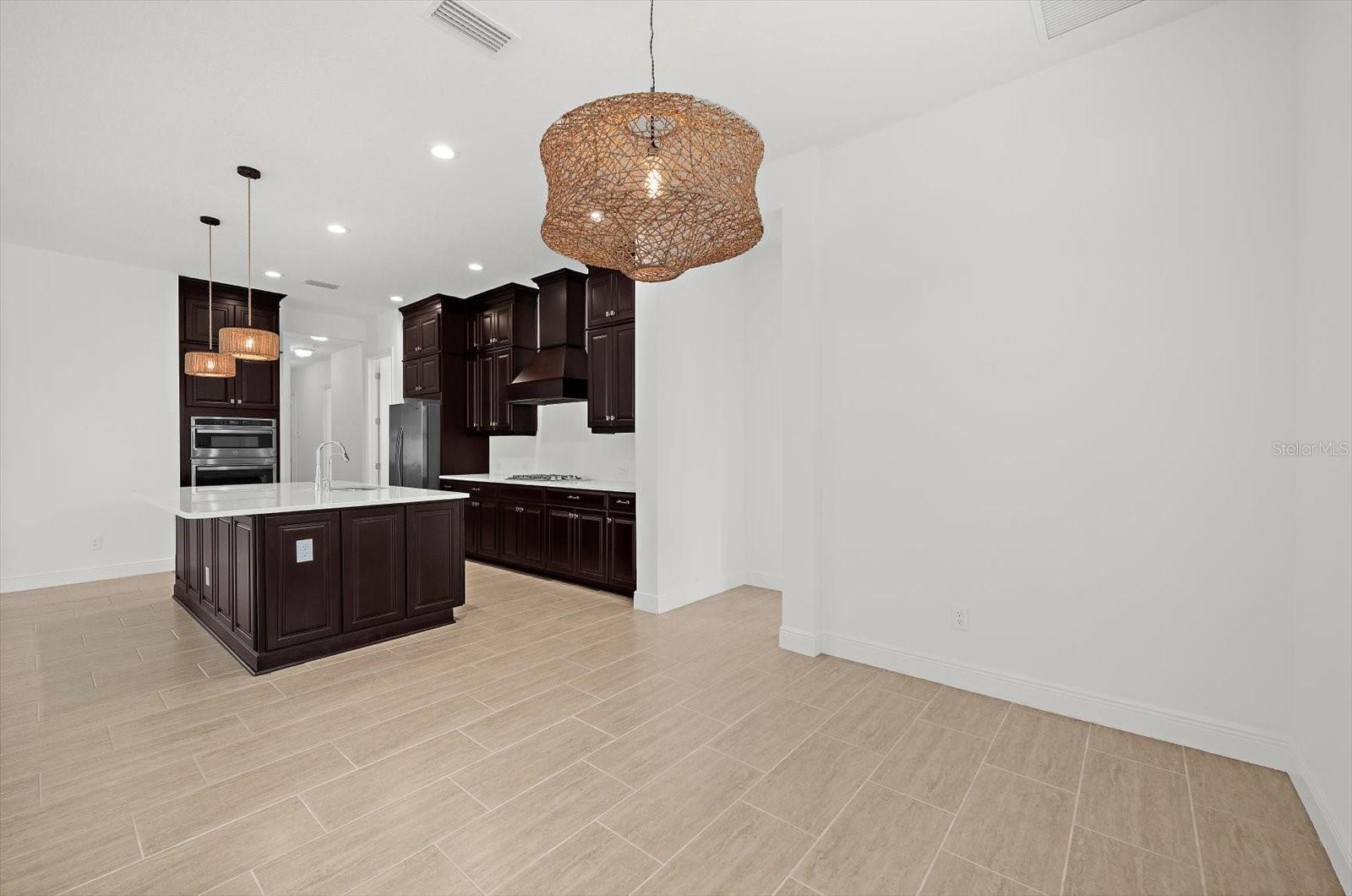 Image 11 of 43 For 13744 Old Creek Court