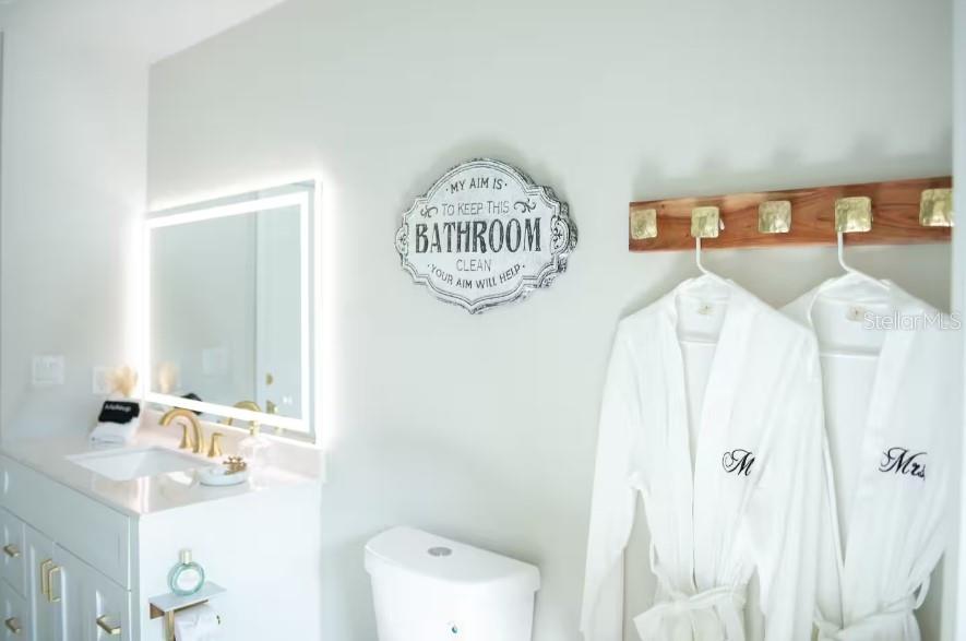 Image 11 of 15 For 6420 Canary Street