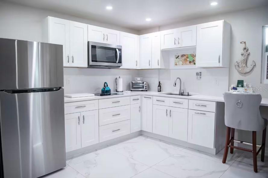 Image 4 of 15 For 6420 Canary Street