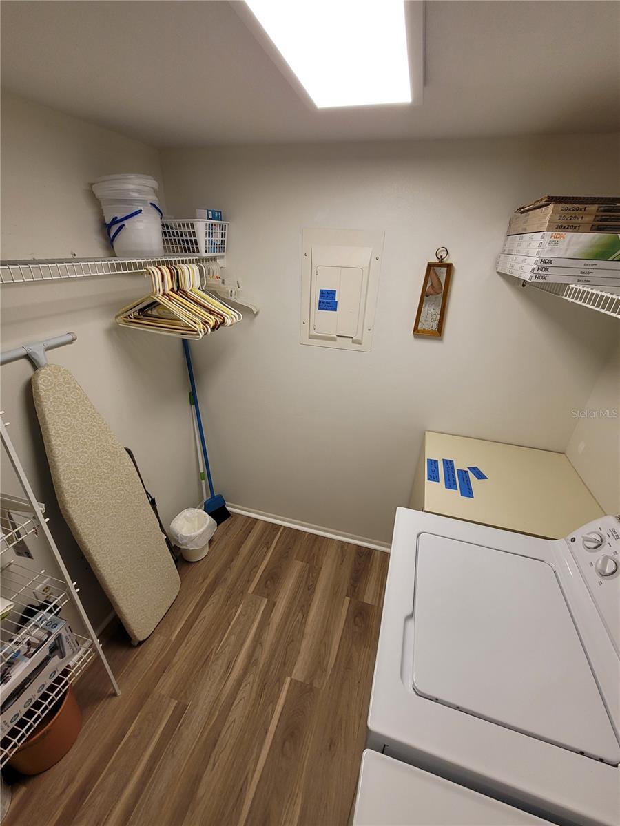 Image 28 of 37 For 4460 Fairways Boulevard 606