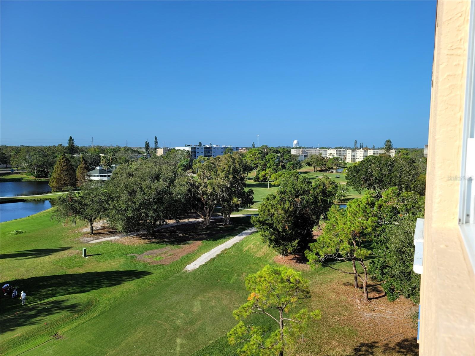 Image 30 of 37 For 4460 Fairways Boulevard 606