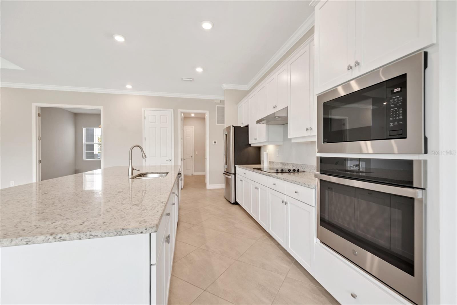 Image 32 of 100 For 14500 Ponce De Leon Trail