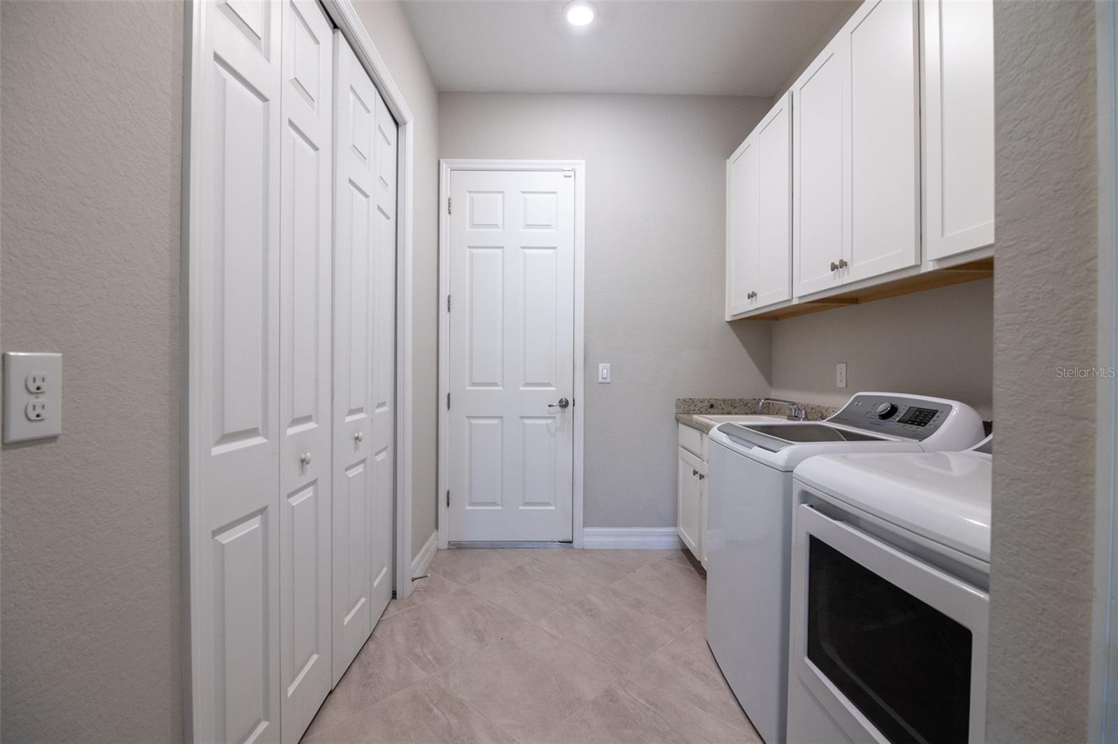 Image 96 of 100 For 14500 Ponce De Leon Trail