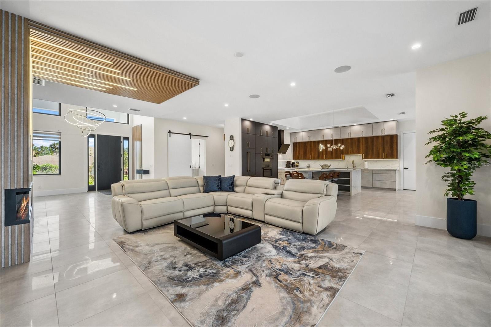 Image 14 of 69 For 507 Acacia Lane