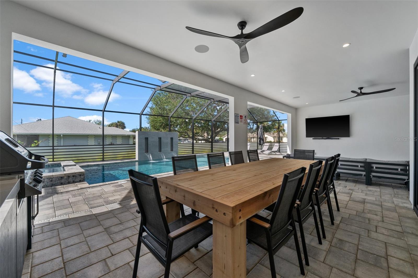 Image 25 of 69 For 507 Acacia Lane