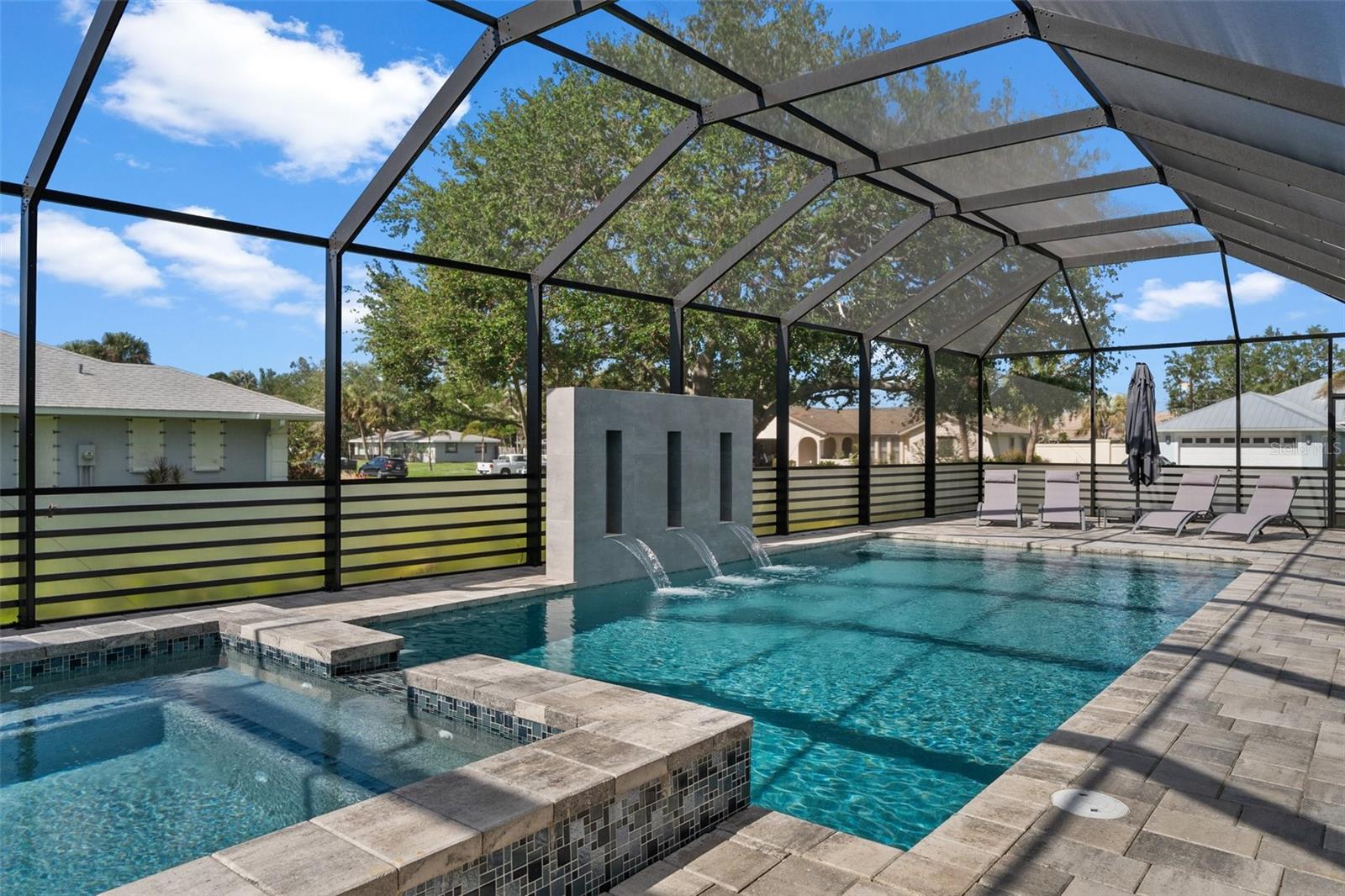 Image 26 of 69 For 507 Acacia Lane