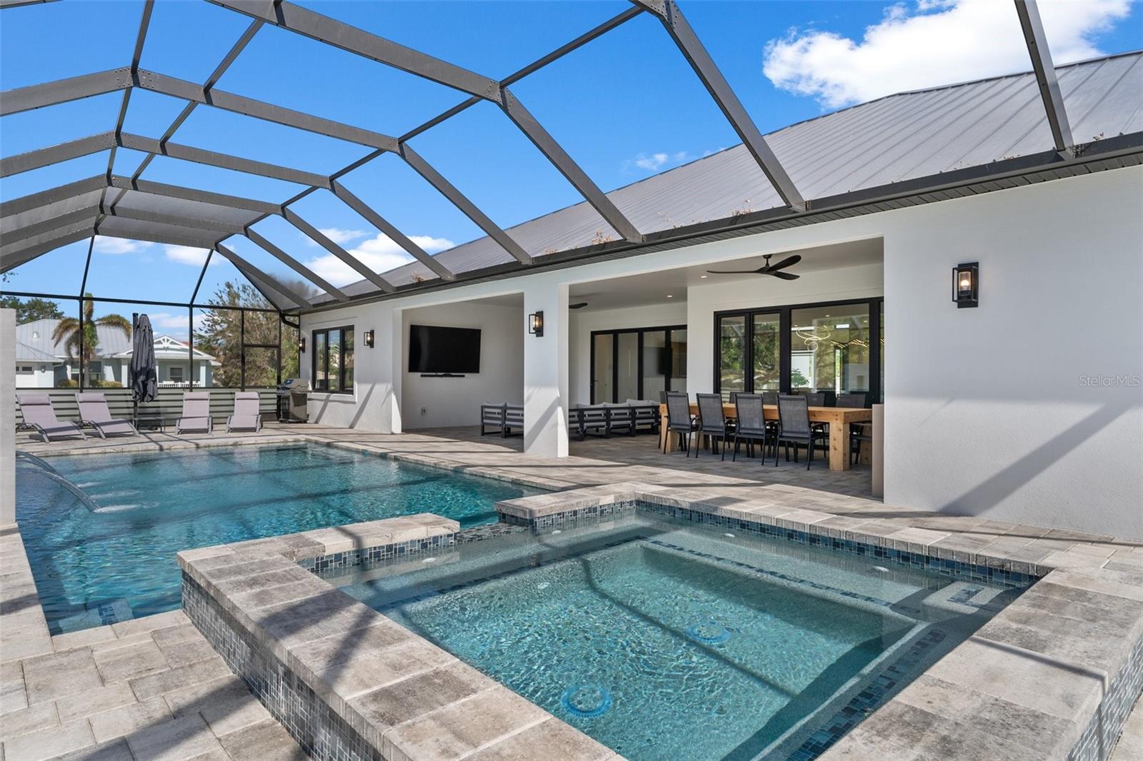 Image 28 of 69 For 507 Acacia Lane