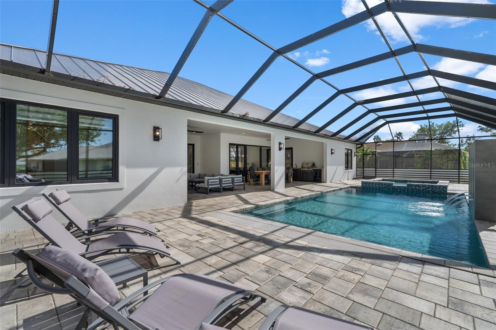 Image 31 of 69 For 507 Acacia Lane