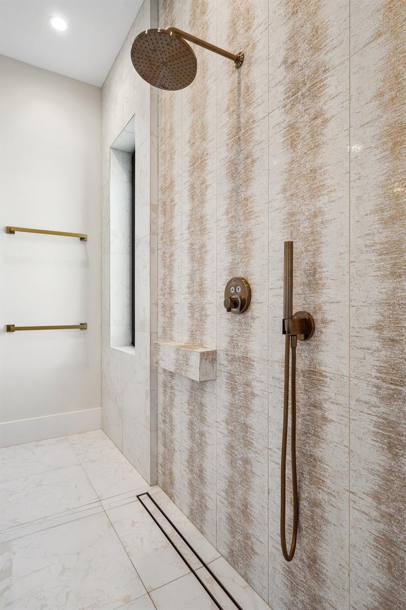 Image 45 of 69 For 507 Acacia Lane