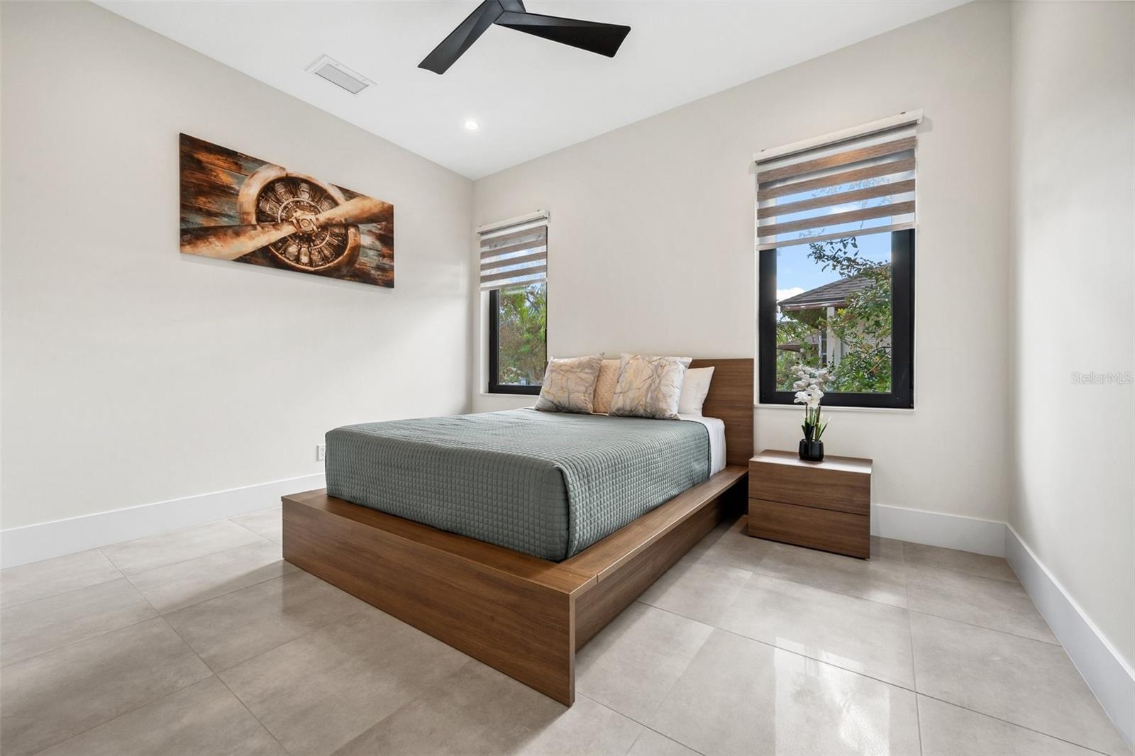 Image 50 of 69 For 507 Acacia Lane