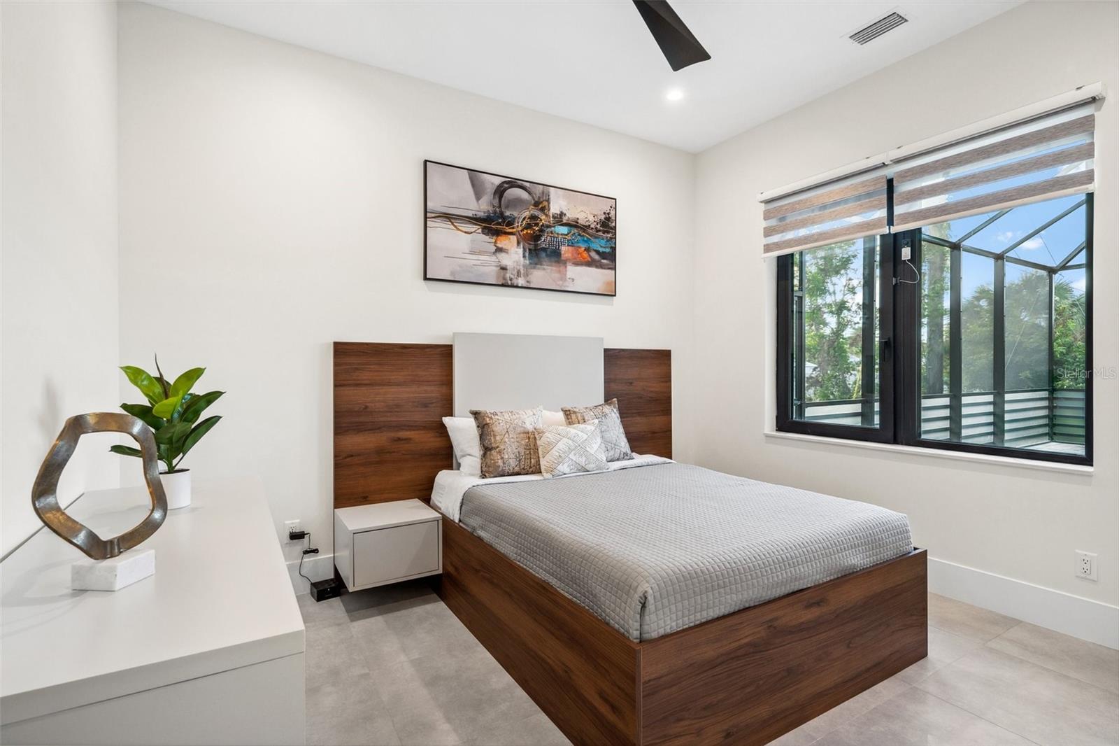 Image 55 of 69 For 507 Acacia Lane