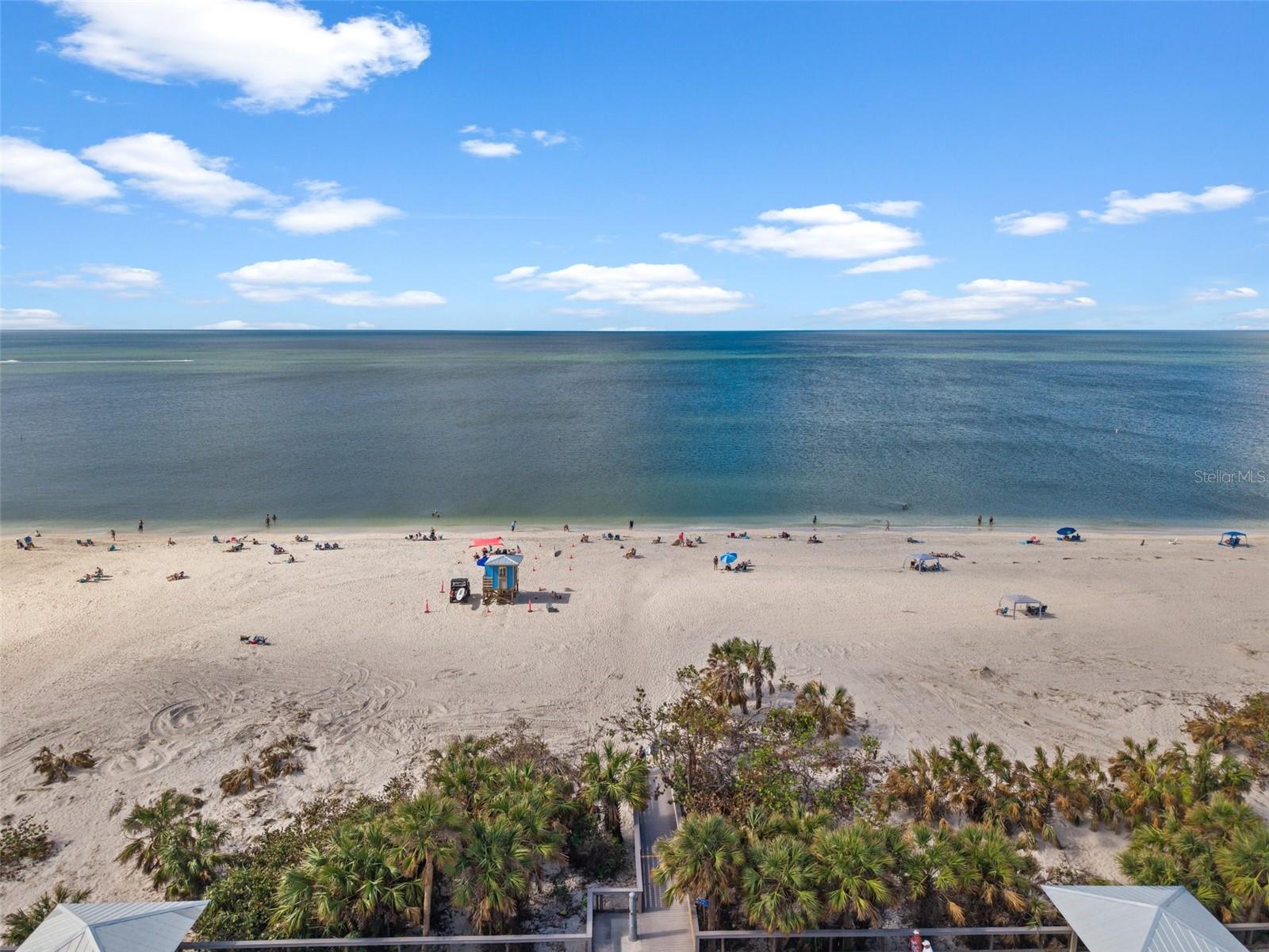 Image 65 of 69 For 507 Acacia Lane