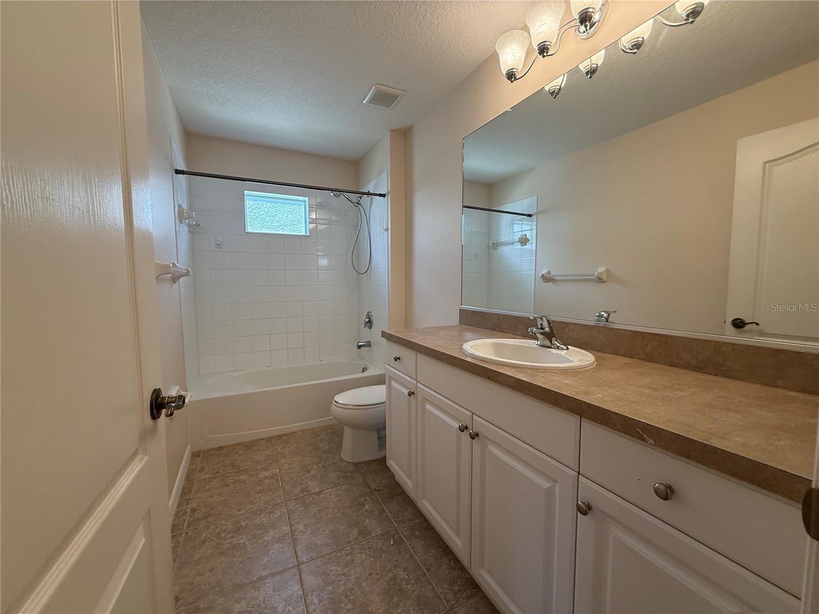 Image 18 of 23 For 4815 Charles Partin Drive