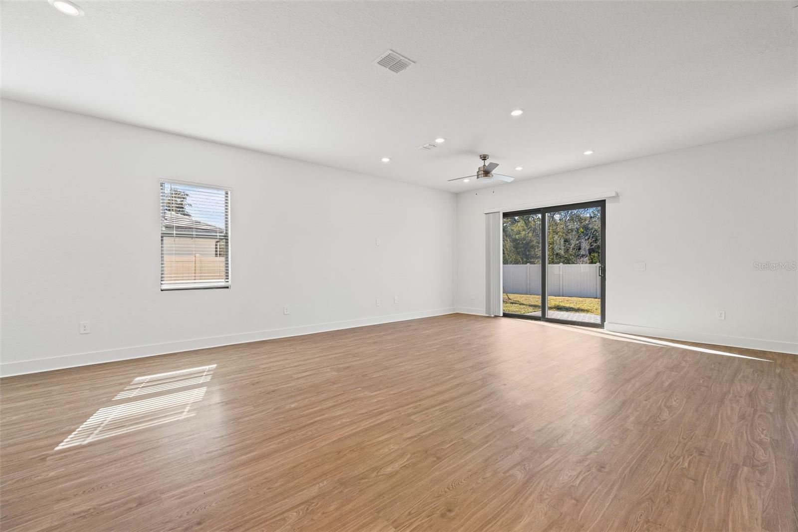 Image 14 of 43 For 8044 Gulfstream Court 14306