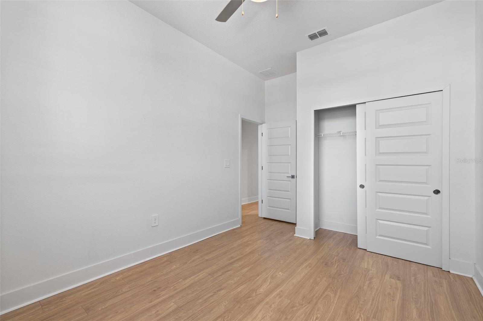 Image 33 of 43 For 8044 Gulfstream Court 14306