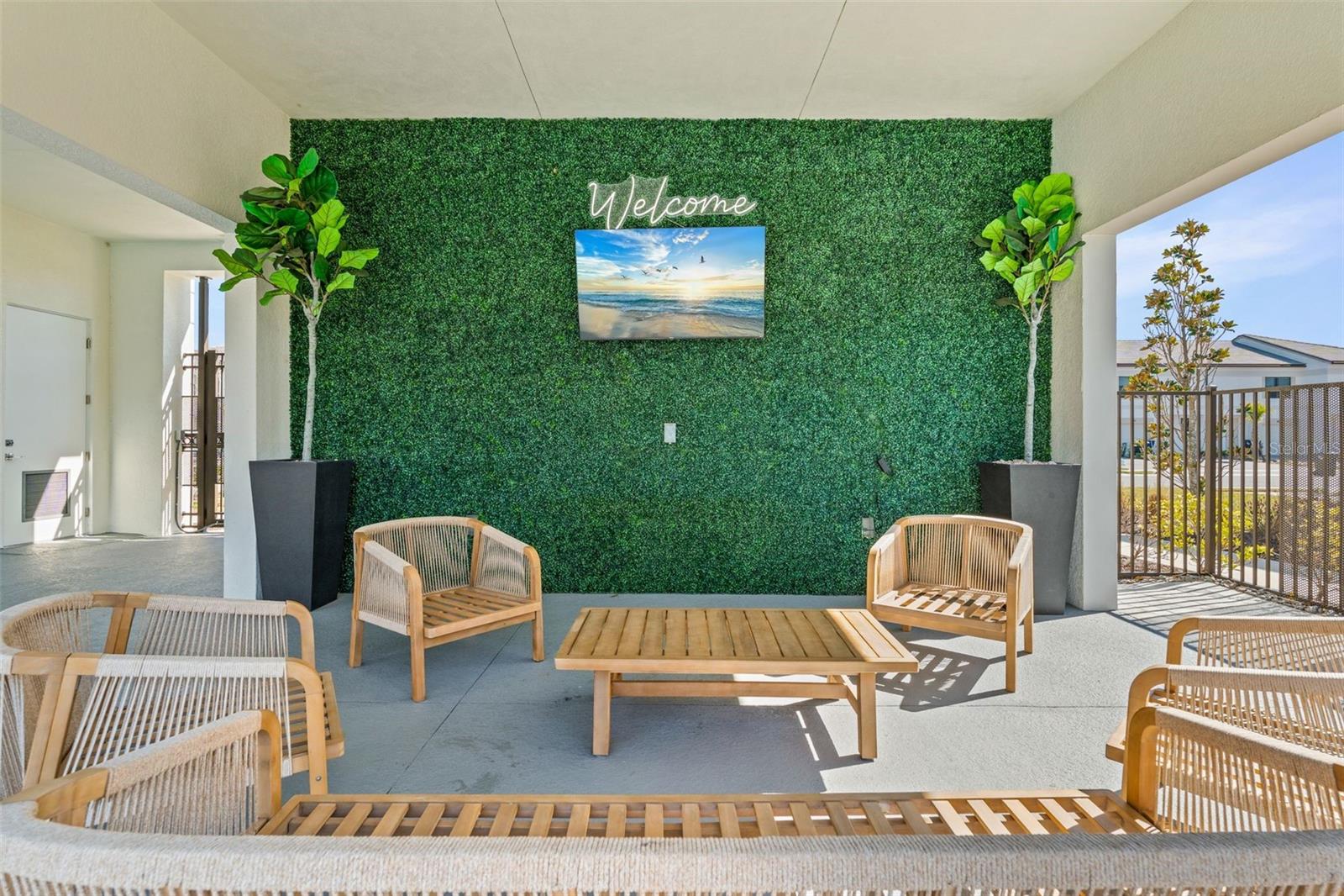 Image 37 of 43 For 8044 Gulfstream Court 14306