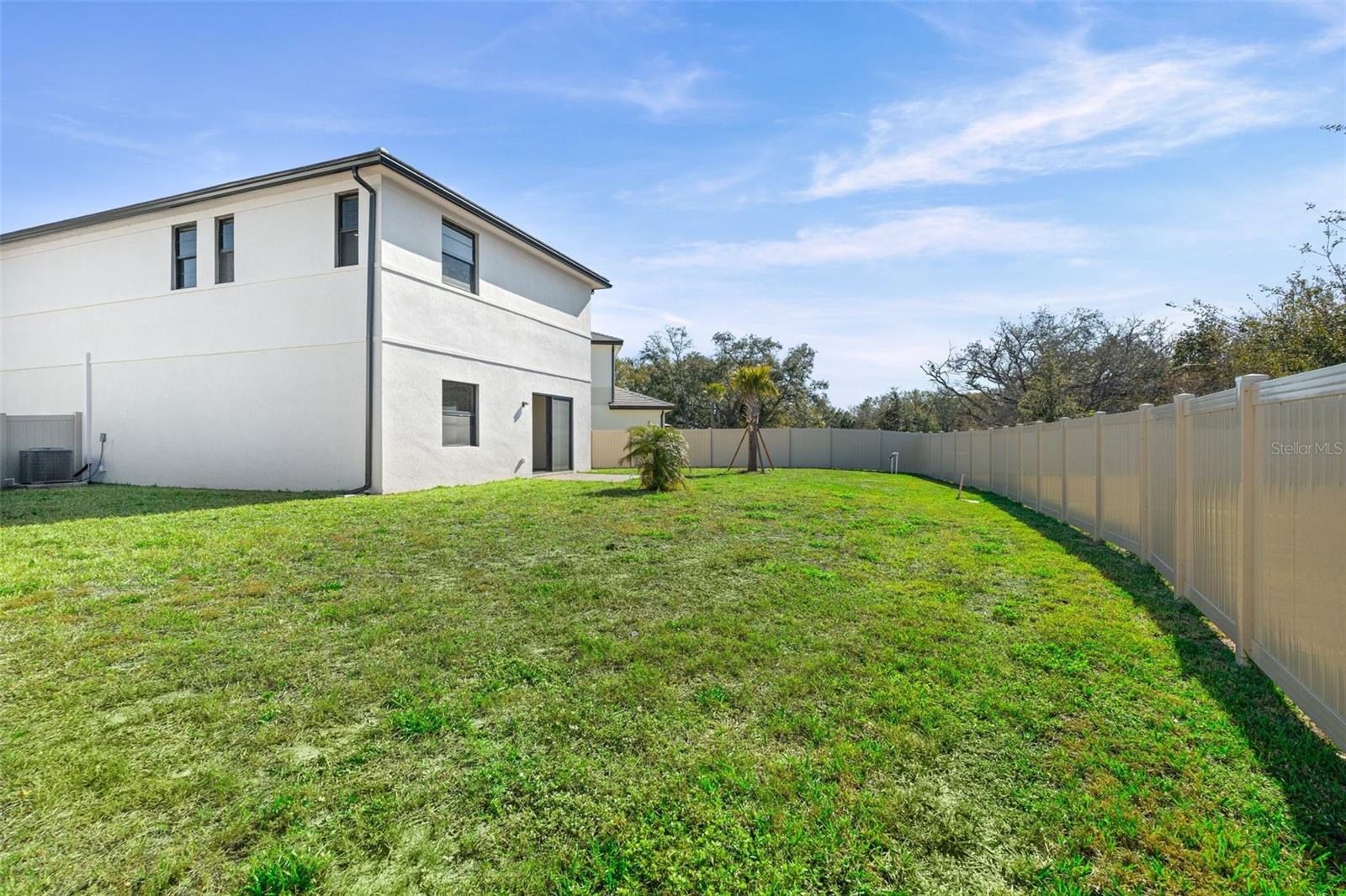 Image 4 of 43 For 8044 Gulfstream Court 14306