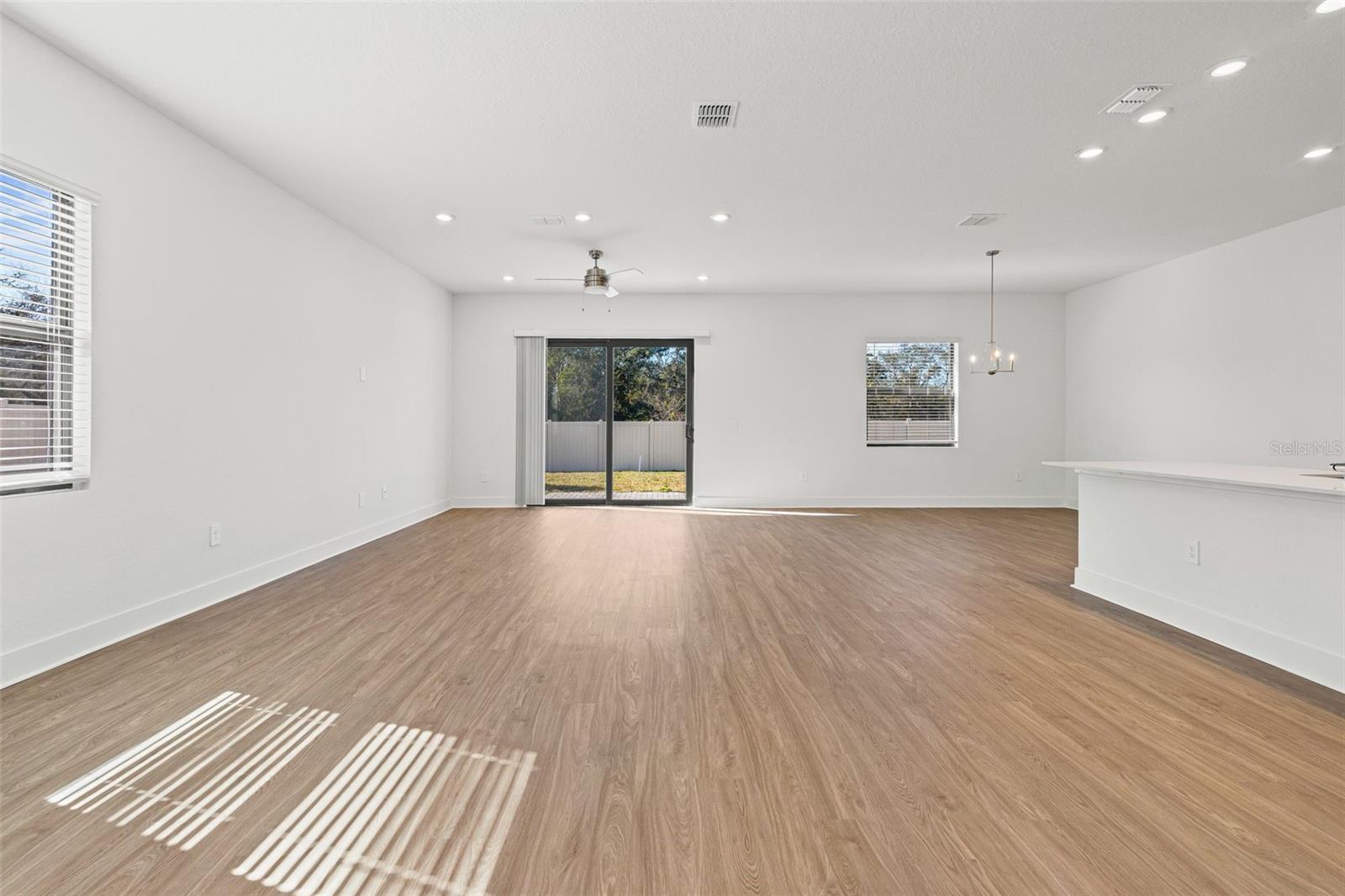 Image 9 of 43 For 8044 Gulfstream Court 14306