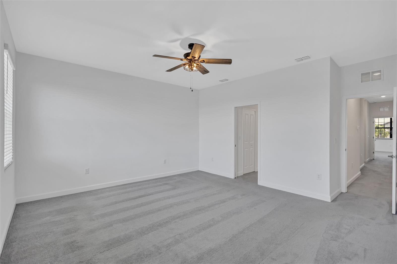 Image 33 of 72 For 15060 Lyla Terrace