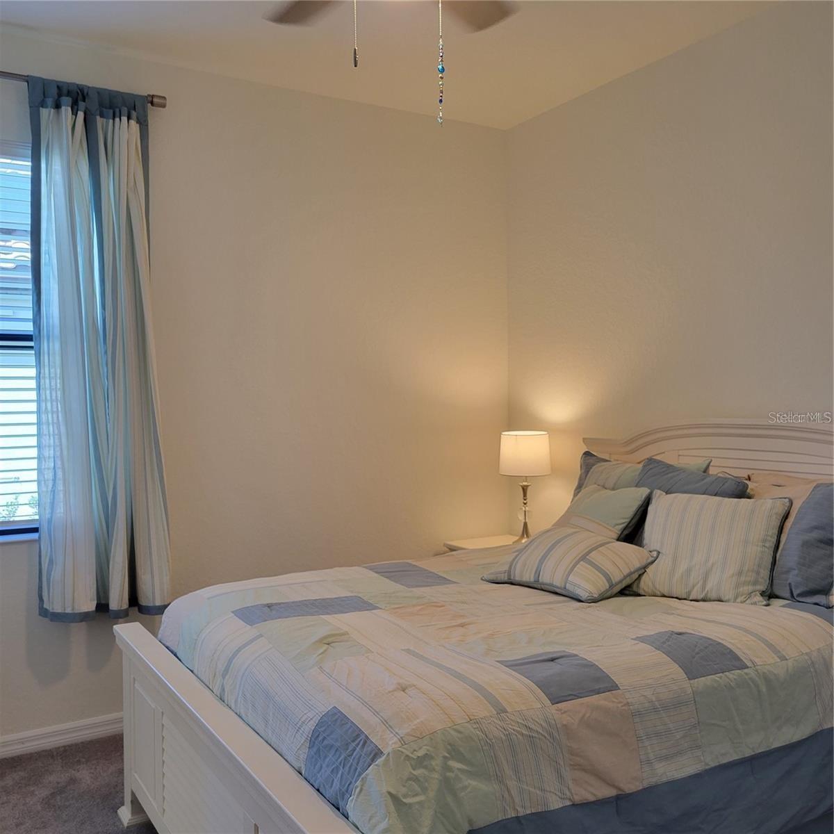 Image 13 of 44 For 17335 Blue Ridge Place