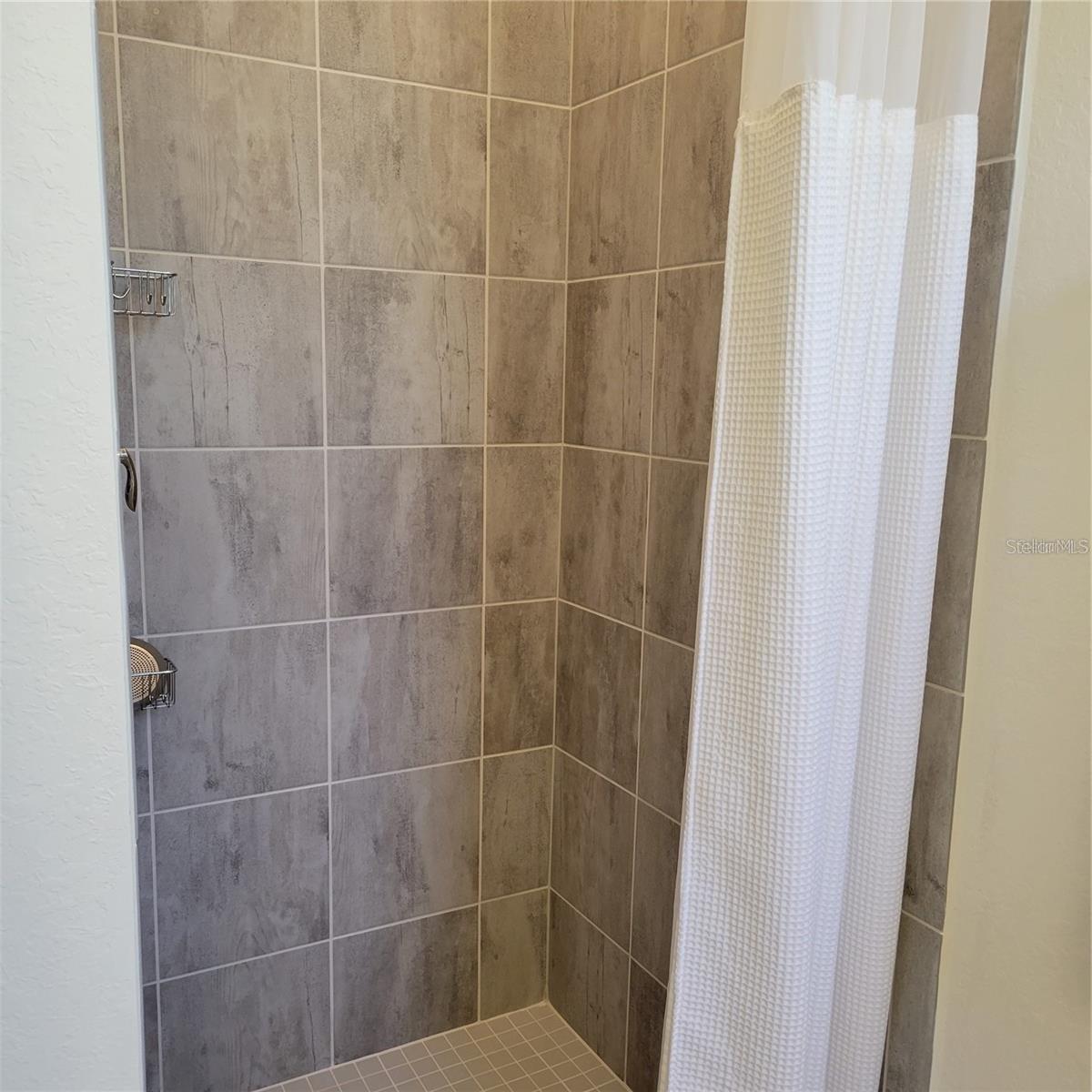 Image 16 of 44 For 17335 Blue Ridge Place