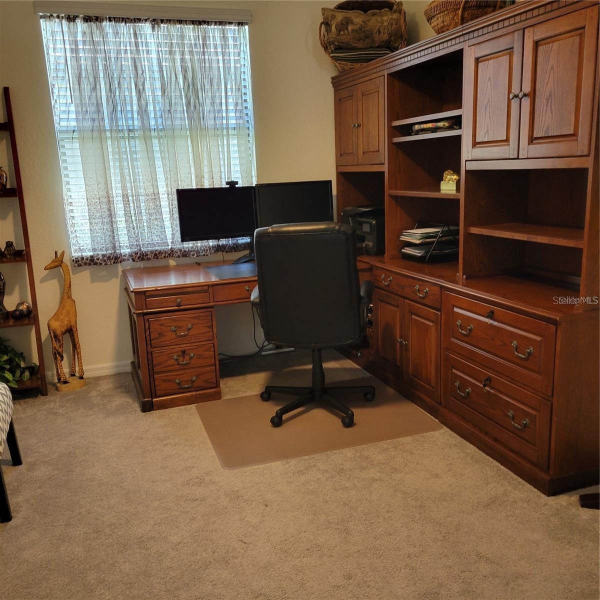 Image 17 of 44 For 17335 Blue Ridge Place