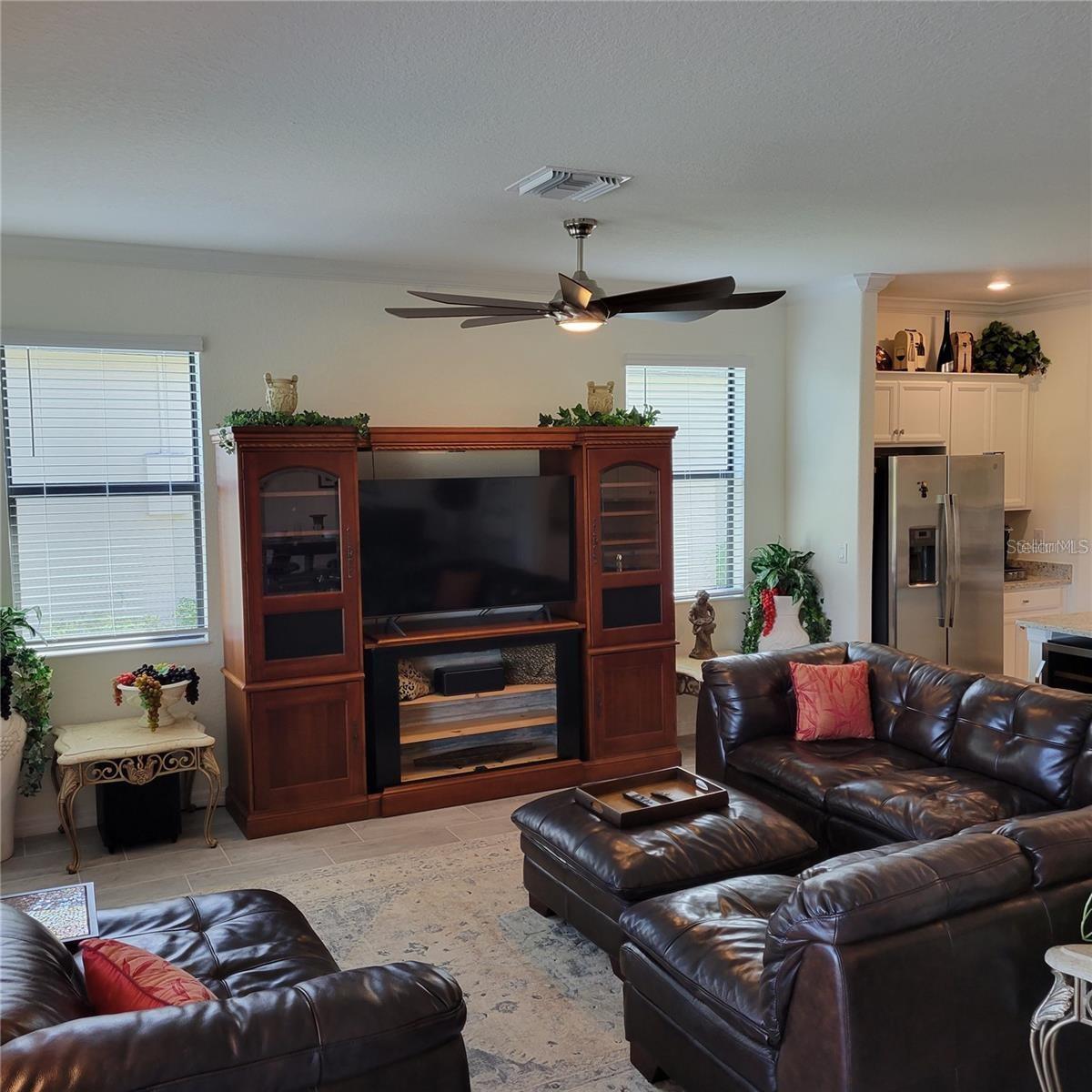 Image 8 of 44 For 17335 Blue Ridge Place