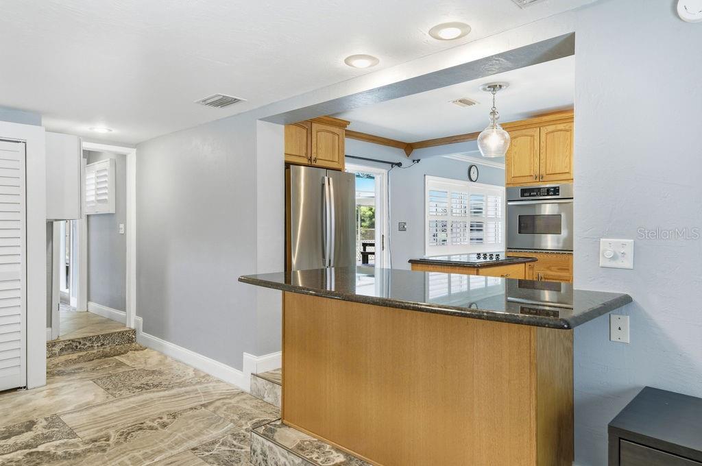 Image 16 of 52 For 6901 17th Lane N