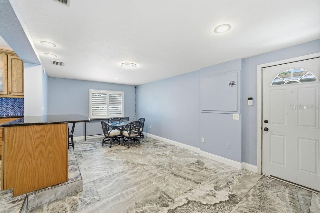 Image 19 of 52 For 6901 17th Lane N